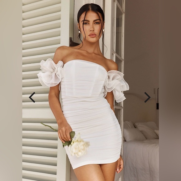 Selfie Leslie White Off-Shoulder Mini Dress - Picture 2 of 7